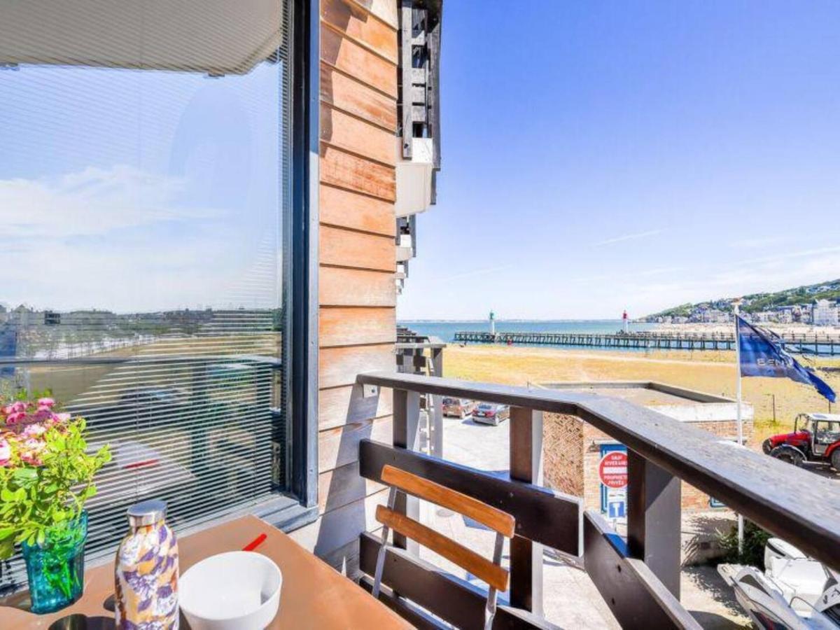 La Rev'Rie - Vue Sur Mer Avec Balcon Довиль Экстерьер фото